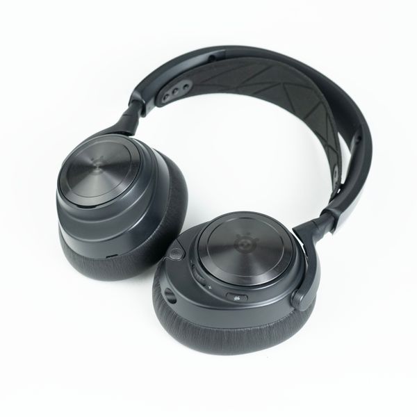 Навушники дротові SteelSeries Arctis Nova Pro 030112 фото